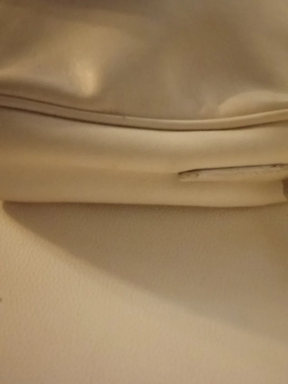 #V2 Coach Slim Zip Vintage Y2K  Ivory/Cream Crossbody Bag CREED:0064-116